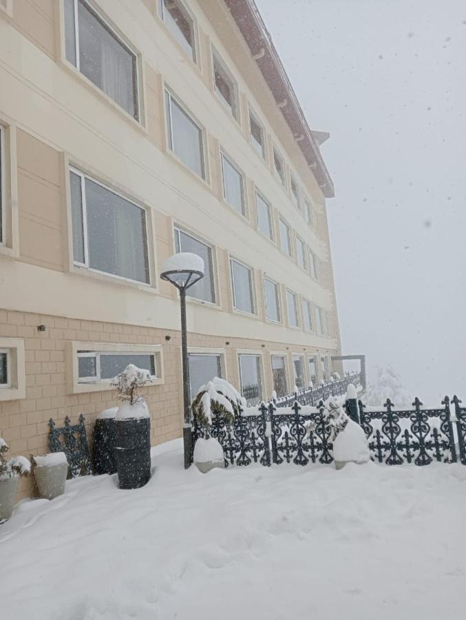 Radisson Kufri Hotel Shimla Eksteriør billede